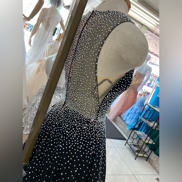 Black with rhinestones dress for multiple occasions, size XS can fit like a S - Picture 4 of 4